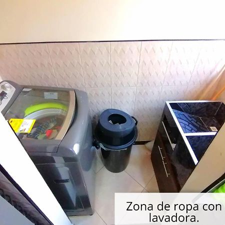 Guatape Apartamento Vista Al Embalse Екстериор снимка